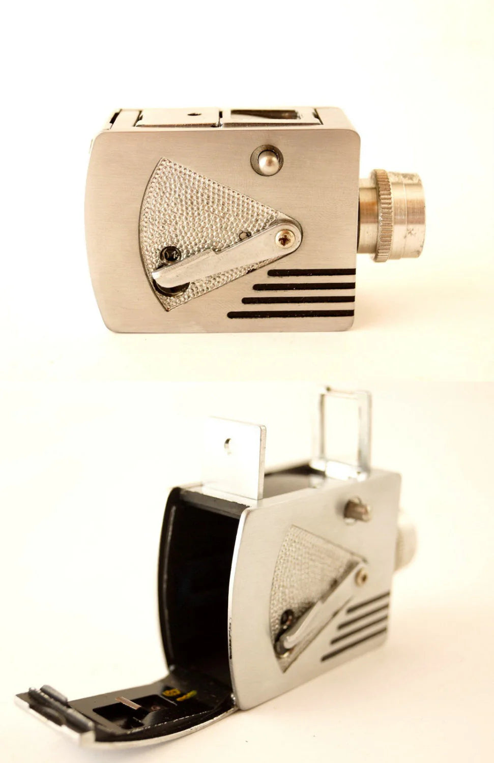 Vintage Universal Camera Minute 16, Sub-Miniature Camera with Original Case (c.1949)